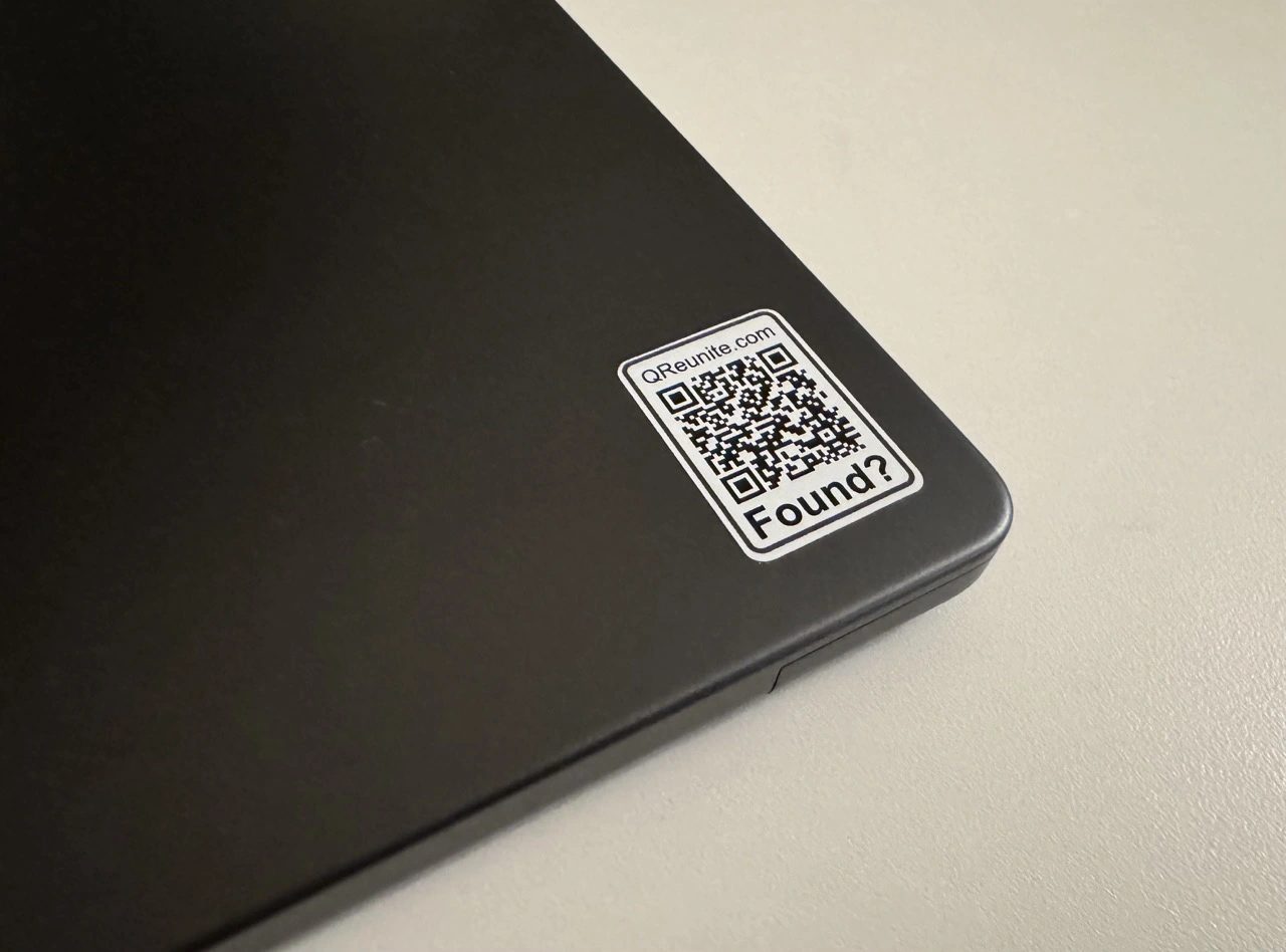 Electronics - Laptop with QR Label
